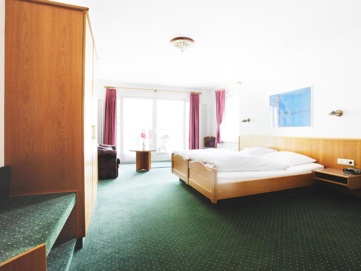 Hotel-Gasthof Neumuehle Kreenheinstetten Værelse billede