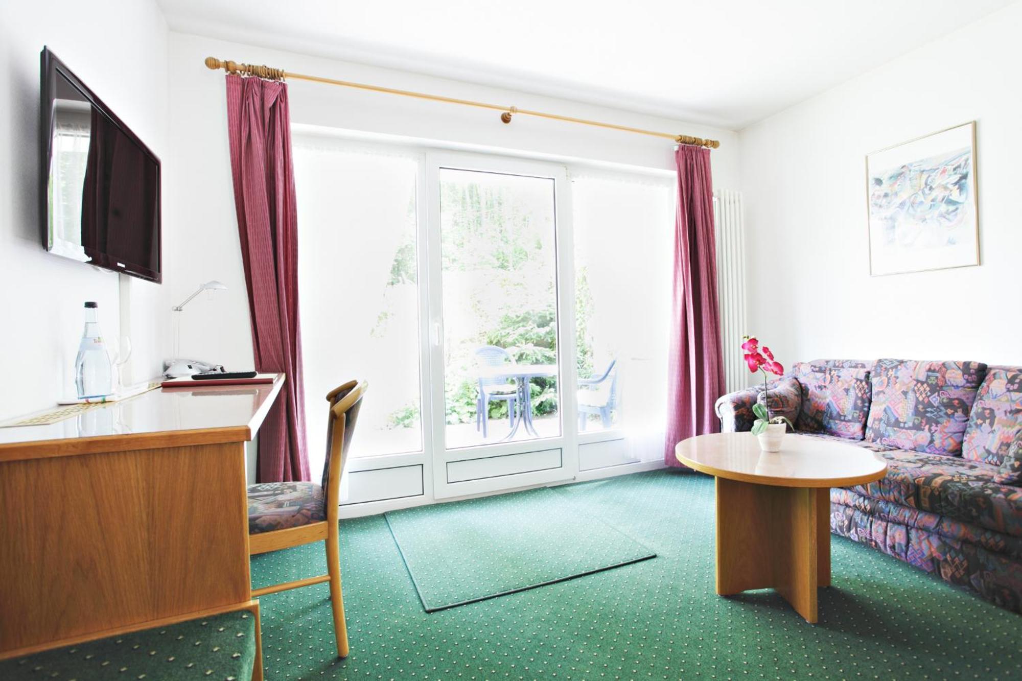 Hotel-Gasthof Neumuehle Kreenheinstetten Værelse billede